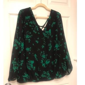 torrid Tops - Torrid floral blouse - Size 3 torrid Tops - Torrid floral blouse - Size 3